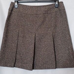 ANN TAYLOR LOFT Women's Brown Pleated Tweed Skirt. Size 12P